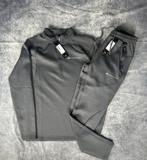 Monterrain Men's Grey